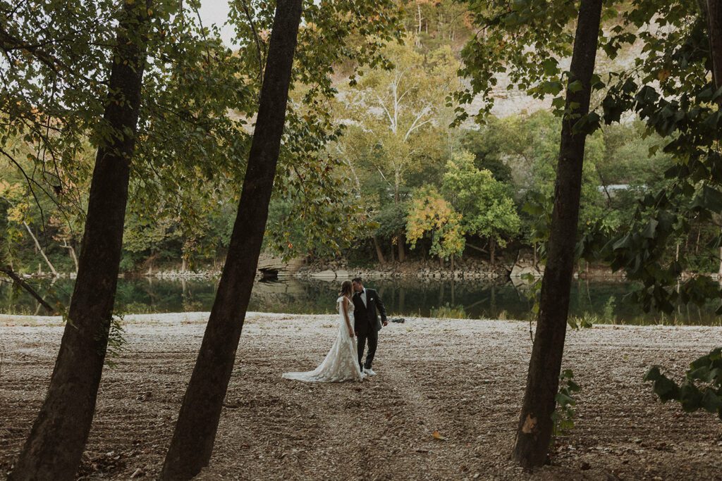 Joplin Missouri Wedding photographer capturing weddings on 35mm film