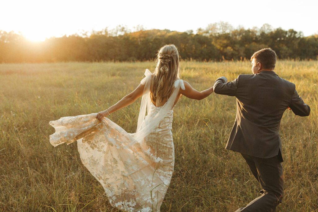 Joplin Missouri Wedding photographer capturing weddings on 35mm film