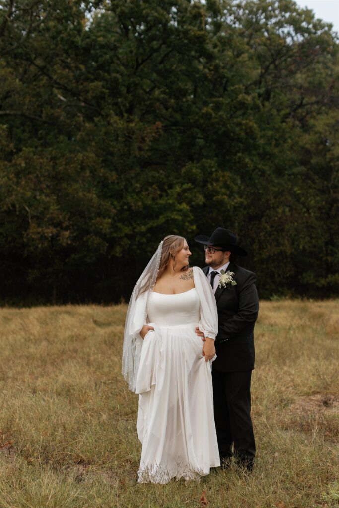 Joplin Missouri Wedding photographer capturing weddings on 35mm film