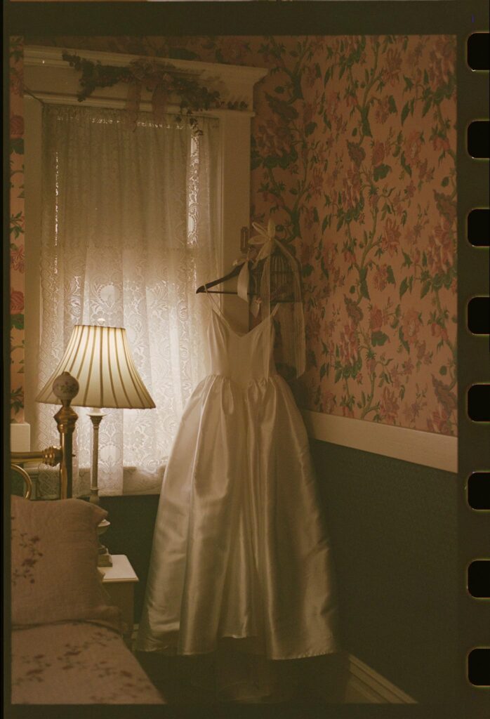 film vs digital wedding photography